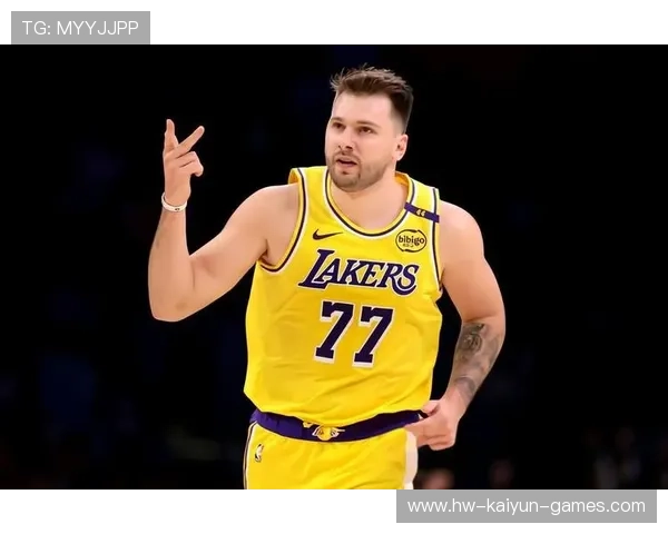 东契奇29+11+10，湖人3连胜升第三！一战评出4大功臣数据不会说谎，东契奇来湖人